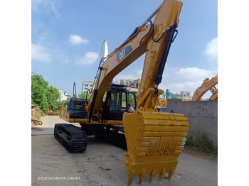 Bager gusjeničar CATERPILLAR 320D