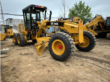 Građevinski strojevi CATERPILLAR