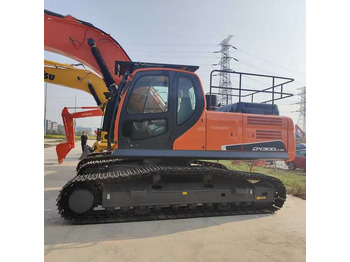 Bager DOOSAN DX300LC