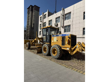 Grejder SEM 921: slika Grejder SEM 921