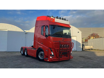 Tegljač VOLVO FH16 750