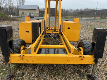 Škarasta podizna platforma HAULOTTE H15SXL: slika Škarasta podizna platforma HAULOTTE H15SXL