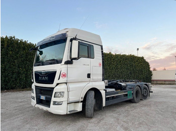Kamion s kukastom dizalicom MAN TGX 26.480