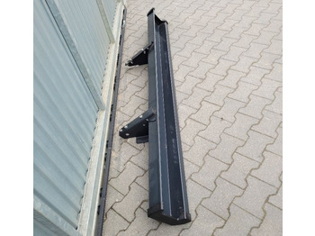 Novi Branik za Dostavno vozilo BELKA ZDERZAKA IVECO DAILY NM. 5802852184: slika Novi Branik za Dostavno vozilo BELKA ZDERZAKA IVECO DAILY NM. 5802852184