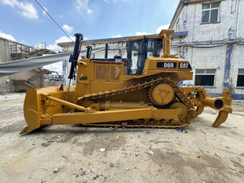 Buldožer CATERPILLAR D8