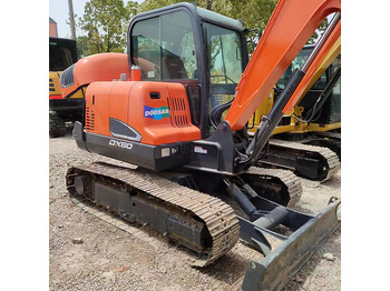 Bager gusjeničar DOOSAN DH60