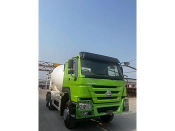 Kamion HOWO Cement Mixer Truck 6*4: slika Kamion HOWO Cement Mixer Truck 6*4