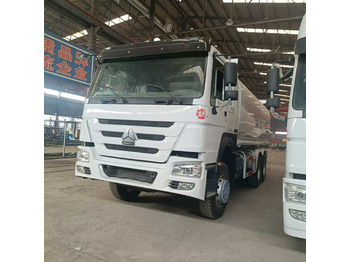 Kamion cisterna SINOTRUK HOWO