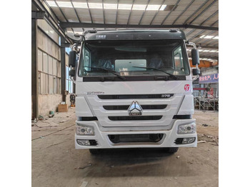Kamion cisterna Sinotruck HOWO 371 CLICK HERE FOR DISCOUNT: slika Kamion cisterna Sinotruck HOWO 371 CLICK HERE FOR DISCOUNT