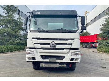 Zakup SINOTRUK Howo 371 Petrol Tank Truck Price for Sale in Saudi Arabia SINOTRUK Howo 371 Petrol Tank Truck Price for Sale in Saudi Arabia: slika Zakup SINOTRUK Howo 371 Petrol Tank Truck Price for Sale in Saudi Arabia SINOTRUK Howo 371 Petrol Tank Truck Price for Sale in Saudi Arabia