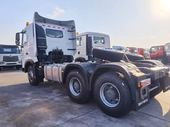 Novi Tegljač SINOTRUK 6x4 Howo Trucks for Sale in Nigeria: slika Novi Tegljač SINOTRUK 6x4 Howo Trucks for Sale in Nigeria Novi Tegljač SINOTRUK 6x4 Howo Trucks for Sale in Nigeria: slika Novi Tegljač SINOTRUK 6x4 Howo Trucks for Sale in Nigeria