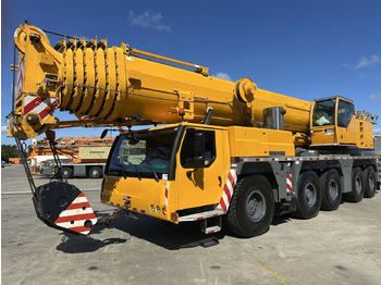 Autodizalica LIEBHERR