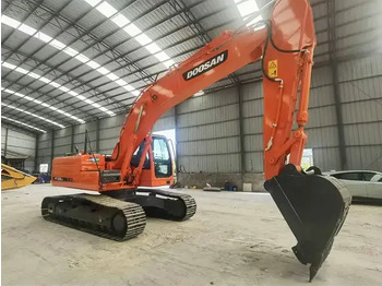Bager gusjeničar DOOSAN DX225