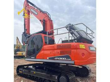 Bager gusjeničar DOOSAN DX300