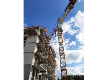 Toranjska dizalica LIEBHERR