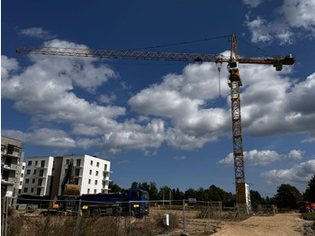 Toranjska dizalica LIEBHERR