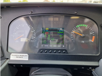 Turistički autobus Mercedes-Benz Tourismo: slika Turistički autobus Mercedes-Benz Tourismo