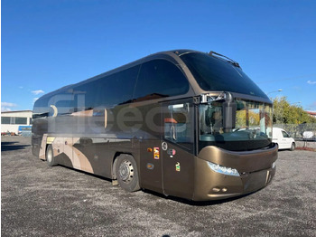Turistički autobus NEOPLAN