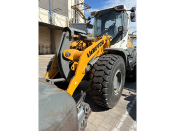 Utovarivač na kotačima LIEBHERR L 538