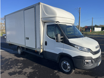 Dostavno vozilo sa zatvorenim sandukom IVECO Daily