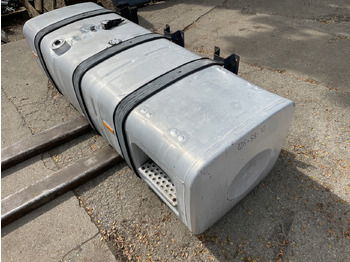 Spremnik goriva za Kamion ZBIORNIK PALIWA 710 L MAN TGA TGX TGS 81.12201-6448: slika Spremnik goriva za Kamion ZBIORNIK PALIWA 710 L MAN TGA TGX TGS 81.12201-6448 Spremnik goriva za Kamion ZBIORNIK PALIWA 710 L MAN TGA TGX TGS 81.12201-6448: slika Spremnik goriva za Kamion ZBIORNIK PALIWA 710 L MAN TGA TGX TGS 81.12201-6448