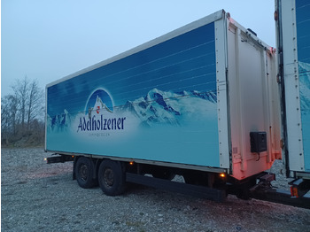 Prikolica za prijevoz pića