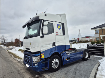 Tegljač RENAULT T 520