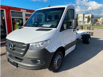 Dostavno vozilo sa zatvorenim sandukom Mercedes-Benz Sprinter 519 Koffer: slika Dostavno vozilo sa zatvorenim sandukom Mercedes-Benz Sprinter 519 Koffer
