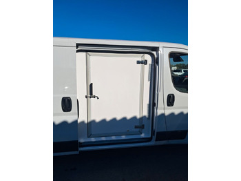 Dostavno vozilo hladnjača Peugeot Boxer: slika Dostavno vozilo hladnjača Peugeot Boxer Dostavno vozilo hladnjača Peugeot Boxer: slika Dostavno vozilo hladnjača Peugeot Boxer
