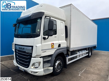 Kamion sandučar DAF CF 480