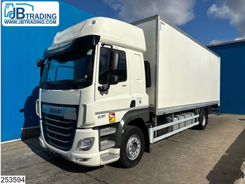 Kamion sandučar DAF CF 480