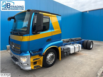Kamion-šasija MERCEDES-BENZ Actros 1843