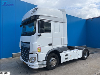 Tegljač DAF XF 440
