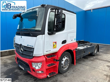 Tegljač MERCEDES-BENZ Actros 1843