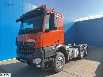 Tegljač MERCEDES-BENZ Arocs 2648