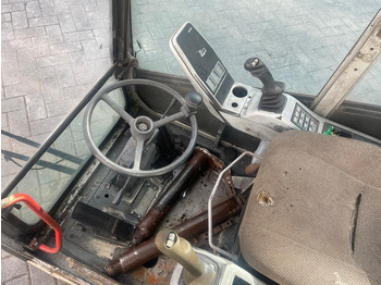 Kabina i unutrašnjost za Građevinski strojevi Atlas 1704MH - Cabin/Kabine/Cabine: slika Kabina i unutrašnjost za Građevinski strojevi Atlas 1704MH - Cabin/Kabine/Cabine