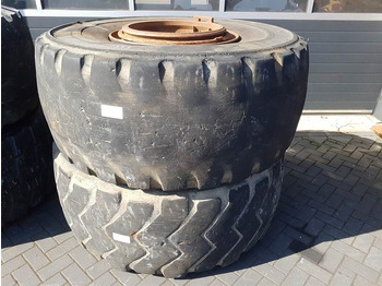 Gume i felge za Građevinski strojevi Case 921C-Michelin 26.5R25-Tire/Reifen/Band: slika Gume i felge za Građevinski strojevi Case 921C-Michelin 26.5R25-Tire/Reifen/Band Gume i felge za Građevinski strojevi Case 921C-Michelin 26.5R25-Tire/Reifen/Band: slika Gume i felge za Građevinski strojevi Case 921C-Michelin 26.5R25-Tire/Reifen/Band