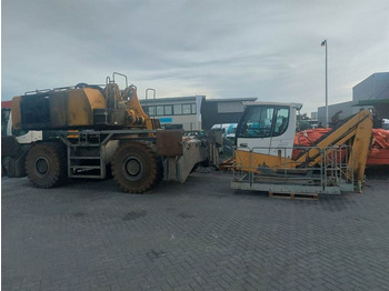 Stroj za rukovanje otpadom LIEBHERR