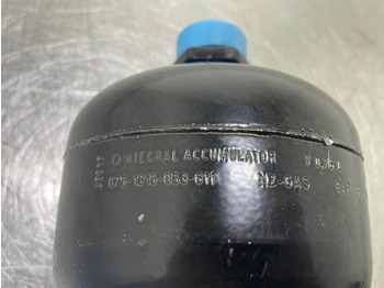 Zakup O & K L25.5-075-1315-053-611-Accumulator/Hydrospeicher O & K L25.5-075-1315-053-611-Accumulator/Hydrospeicher: slika Zakup O & K L25.5-075-1315-053-611-Accumulator/Hydrospeicher O & K L25.5-075-1315-053-611-Accumulator/Hydrospeicher