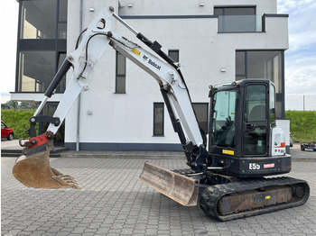Mini bager BOBCAT E55