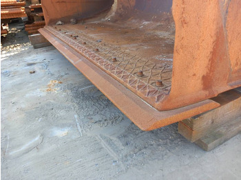 Korpa za Građevinski strojevi Komatsu WA475-10: slika Korpa za Građevinski strojevi Komatsu WA475-10
