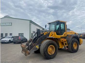 Utovarivač na kotačima VOLVO L120H