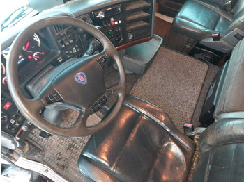 Kamion s otvorenim sandukom Scania R 560: slika Kamion s otvorenim sandukom Scania R 560