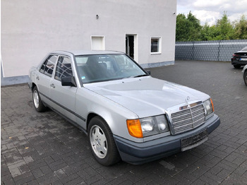 Limuzina Mercedes-Benz W124 E 260: slika Limuzina Mercedes-Benz W124 E 260 Limuzina Mercedes-Benz W124 E 260: slika Limuzina Mercedes-Benz W124 E 260