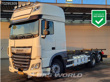 Transporter kontejnera/ Kamion s izmjenjivim sanducima DAF XF 450