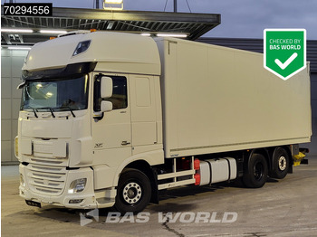 Kamion sandučar DAF XF 460