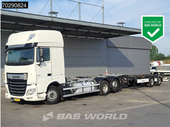 Transporter kontejnera/ Kamion s izmjenjivim sanducima DAF XF 480
