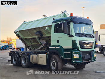 Kiper MAN TGS 26.480 6X6 13 m³ 2-way tipper Tarpaulin 6x6 Hydrodrive Big-Axle Euro 6: slika Kiper MAN TGS 26.480 6X6 13 m³ 2-way tipper Tarpaulin 6x6 Hydrodrive Big-Axle Euro 6