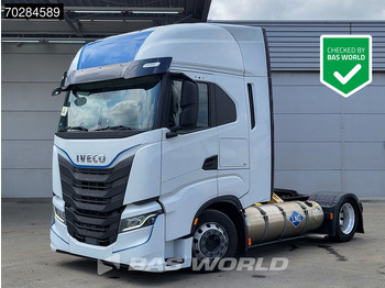 Tegljač IVECO S-WAY