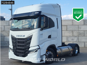 Tegljač IVECO S-WAY